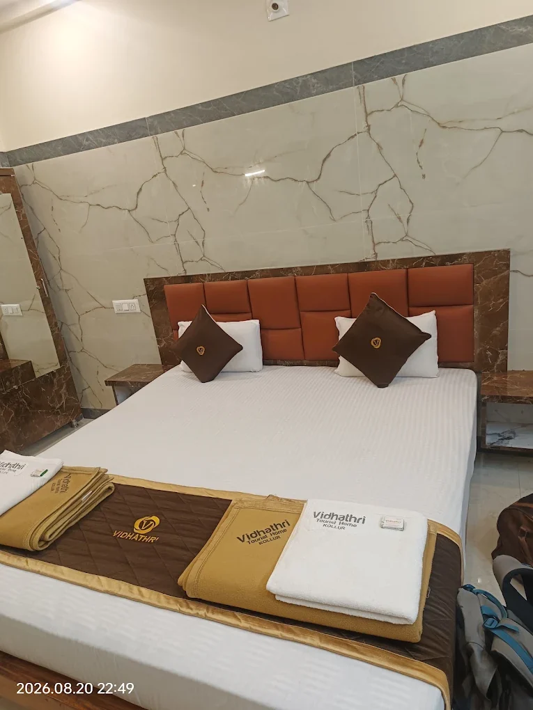 Suite room at Vidhathri Tourist Home in Kollur